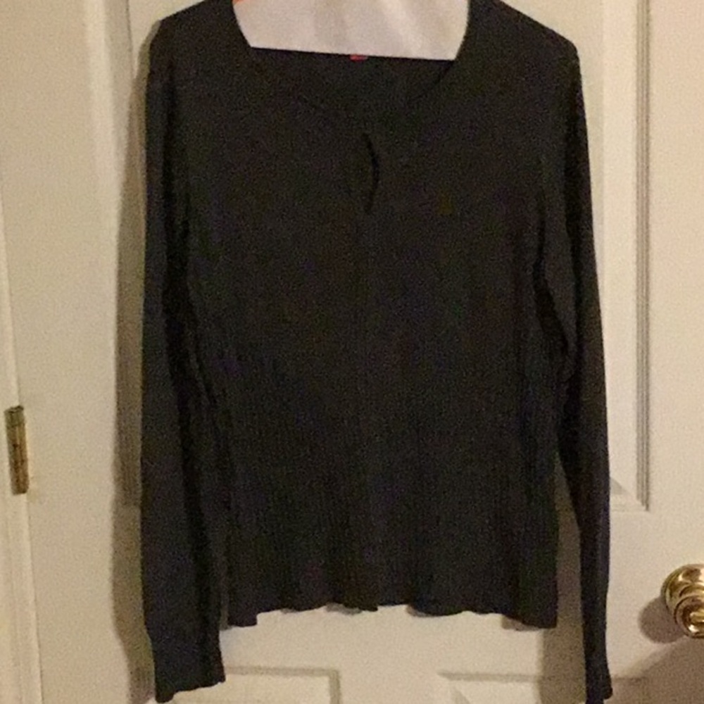 Sweater - Picture 5 of 7
